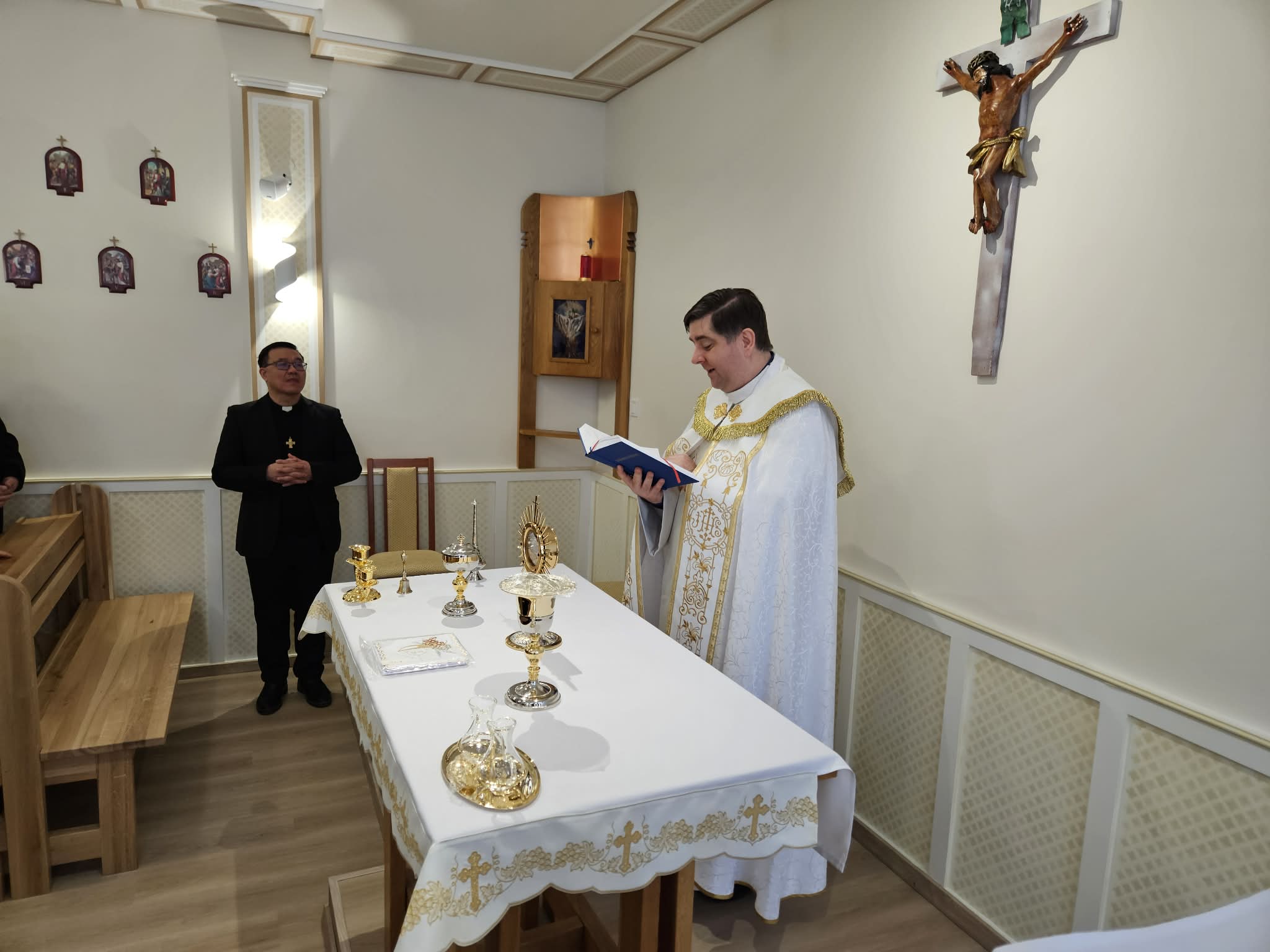 7047db20-4b62-4b0c-85d1-470a38cb6040